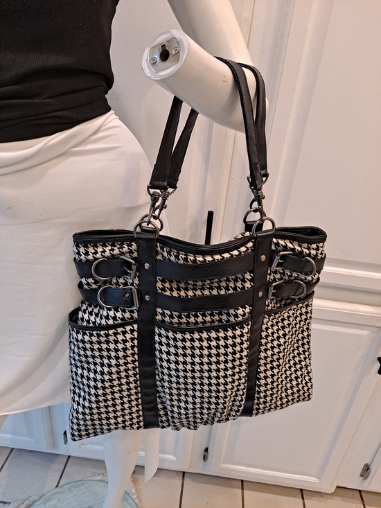 Vintage Handbags - Vintage Y2k Black & White Houndstooth Wool Blend Tote w/Buckle Straps & Pockets